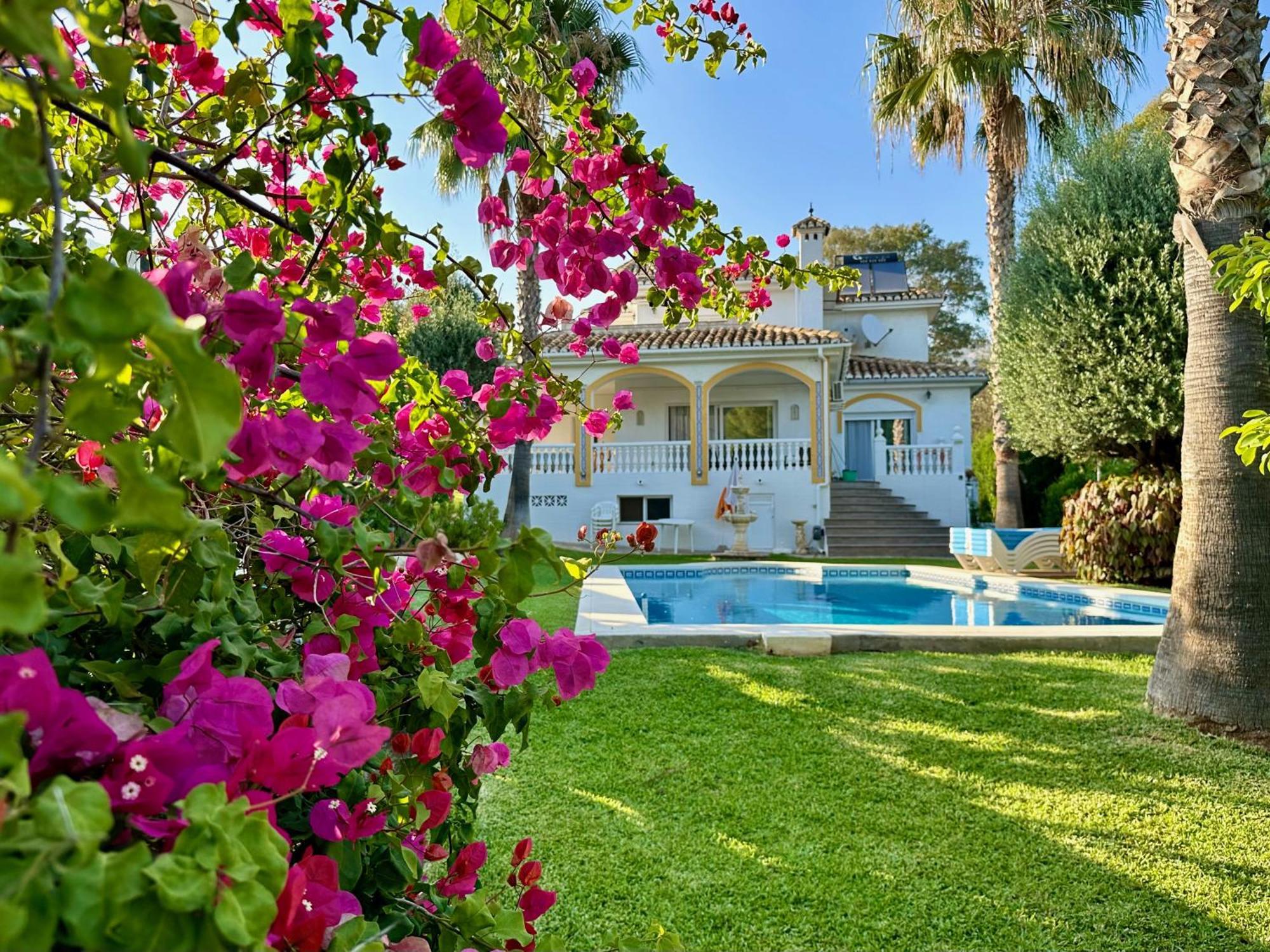 Villa Dolce Vita 베날마데나코스타 외부 사진