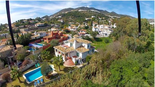 Villa Dolce Vita 베날마데나코스타 객실 사진